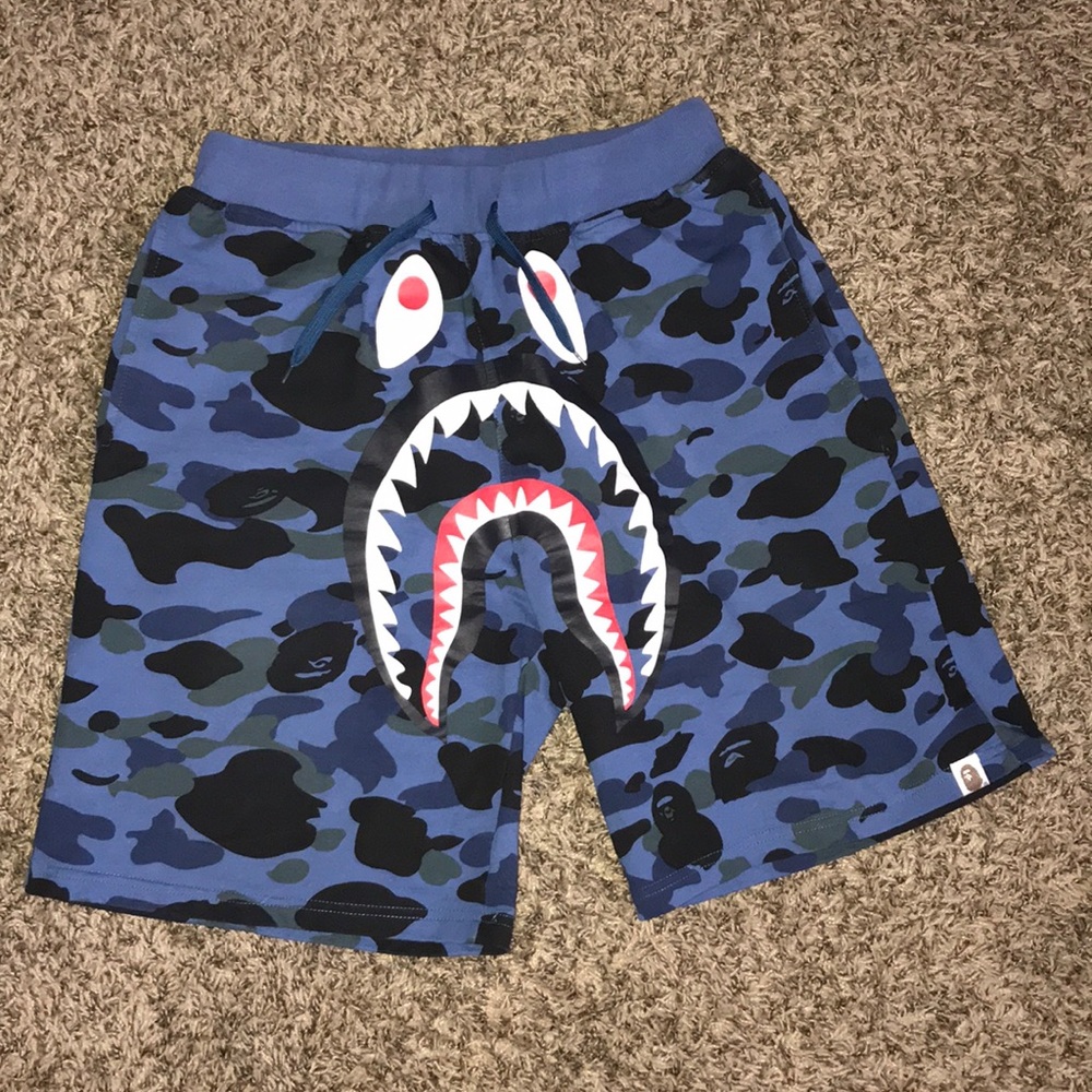 Bape shorts (blue)